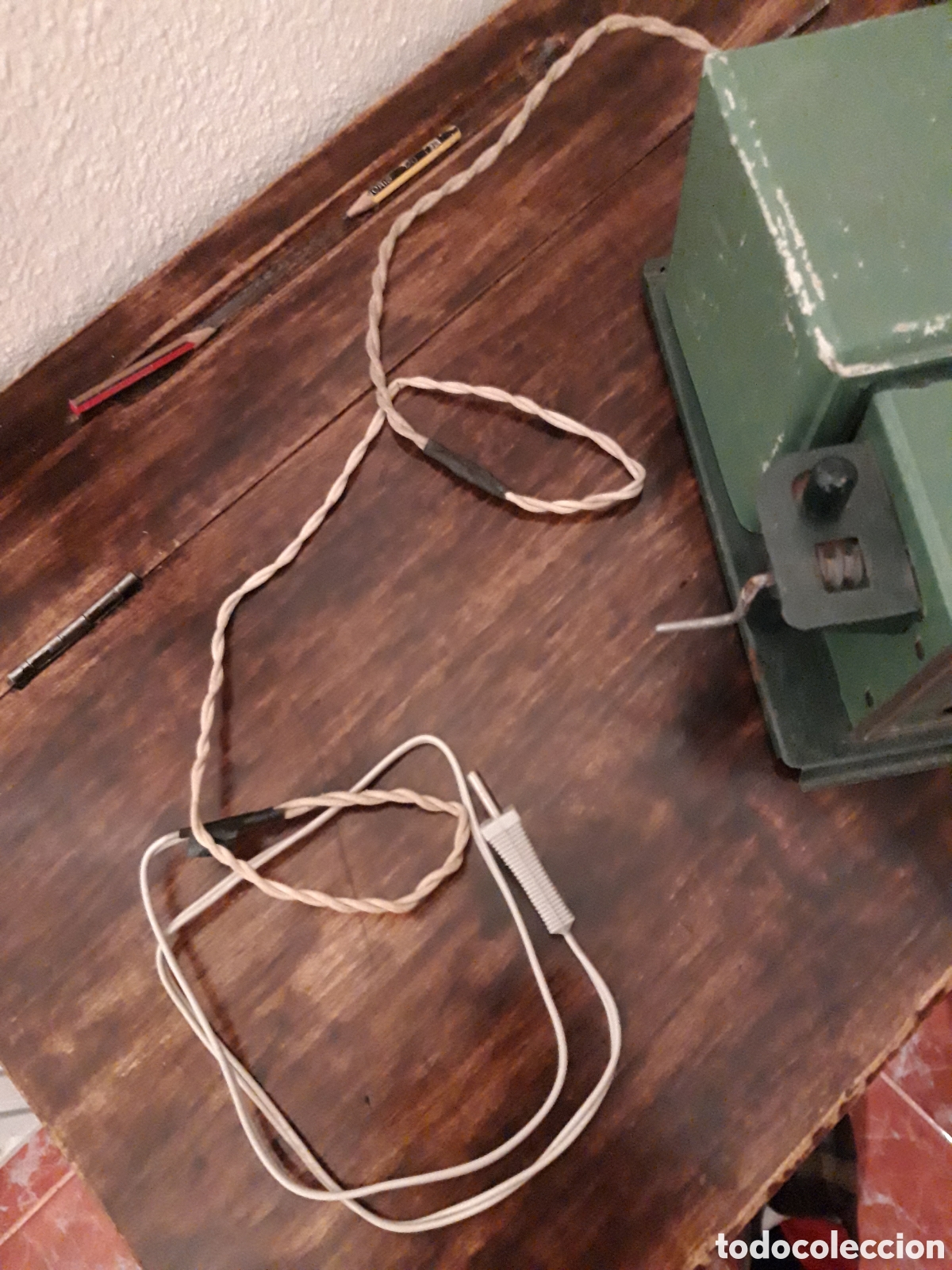 Antig&uuml;edades: Antiguo proyector cine Nic - Foto 6