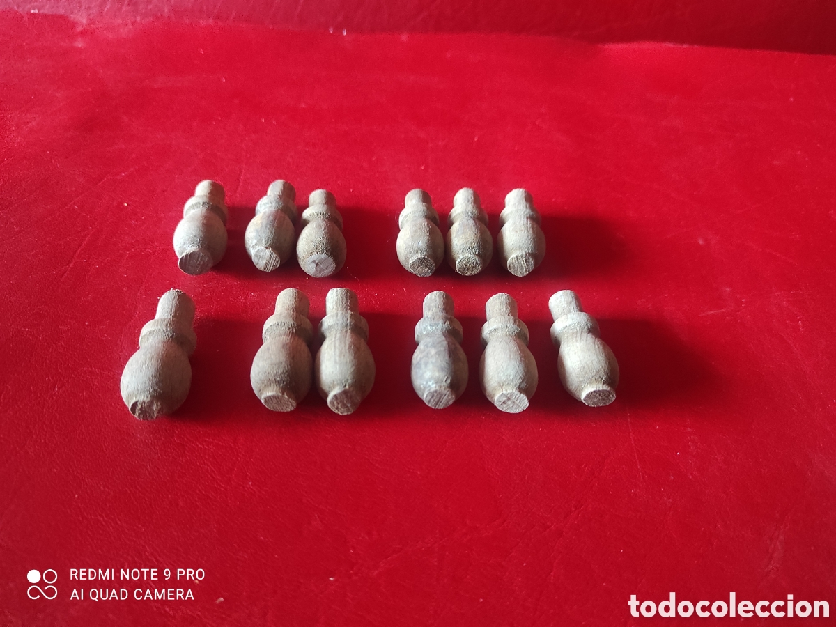 Antig&uuml;edades: Lote de 12 mini patas para mini ba&uacute;les - Foto 1