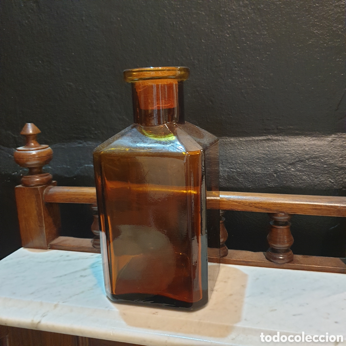Antig&uuml;edades: Bote farmacia AMBAR - Foto 1