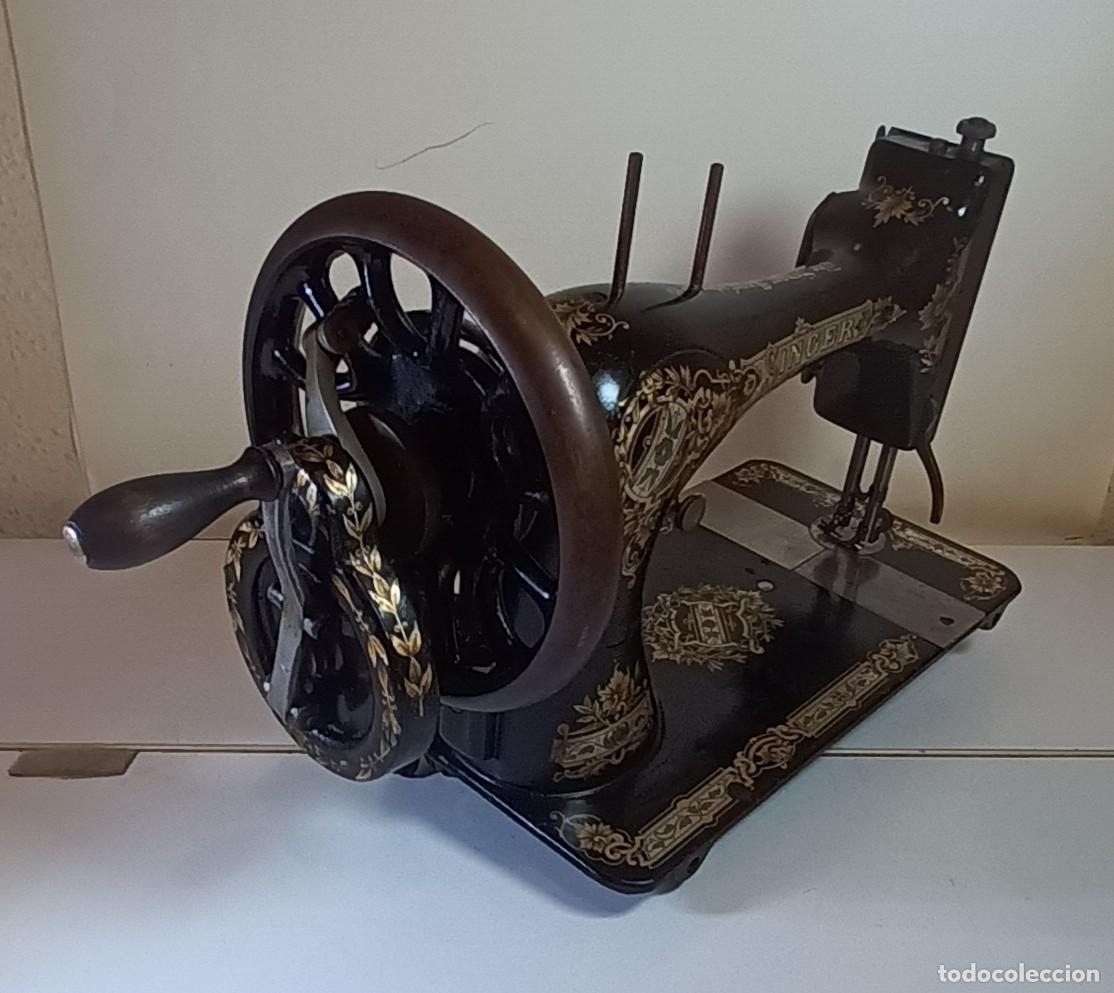 Antig&uuml;edades: ANTIGUA MAQUINA DE COSER SINGER - Foto 5