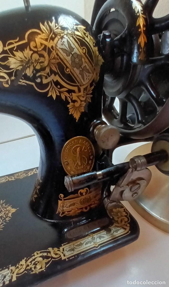 Antig&uuml;edades: ANTIGUA MAQUINA DE COSER SINGER - Foto 8