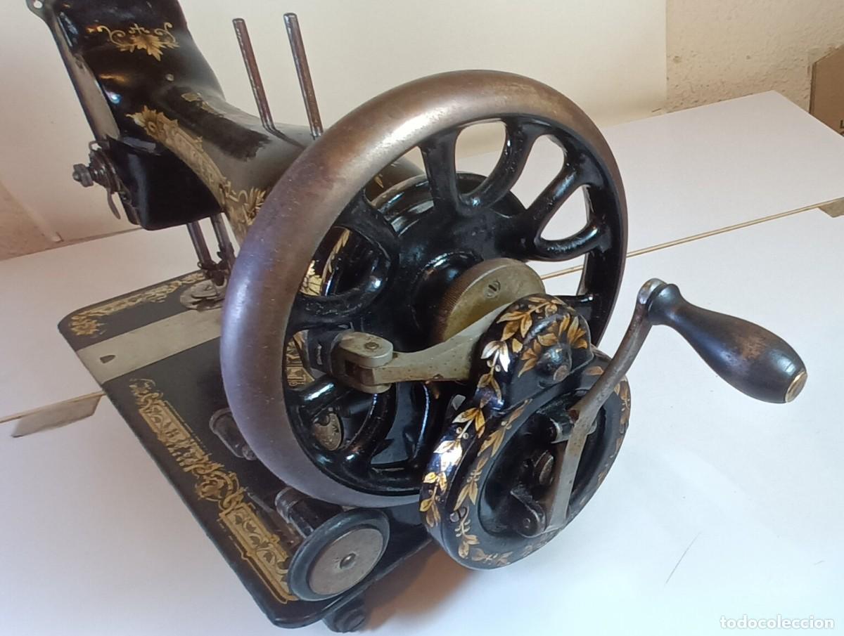 Antig&uuml;edades: ANTIGUA MAQUINA DE COSER SINGER - Foto 12