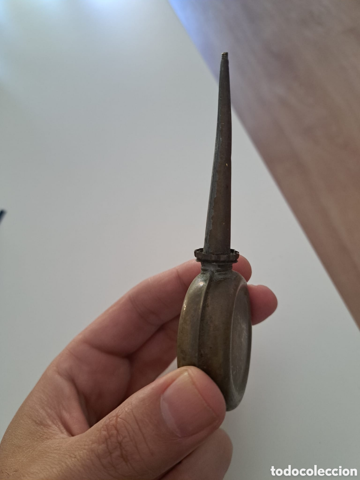 Antig&uuml;edades: Antigua aceitera maquina de coser - Foto 4