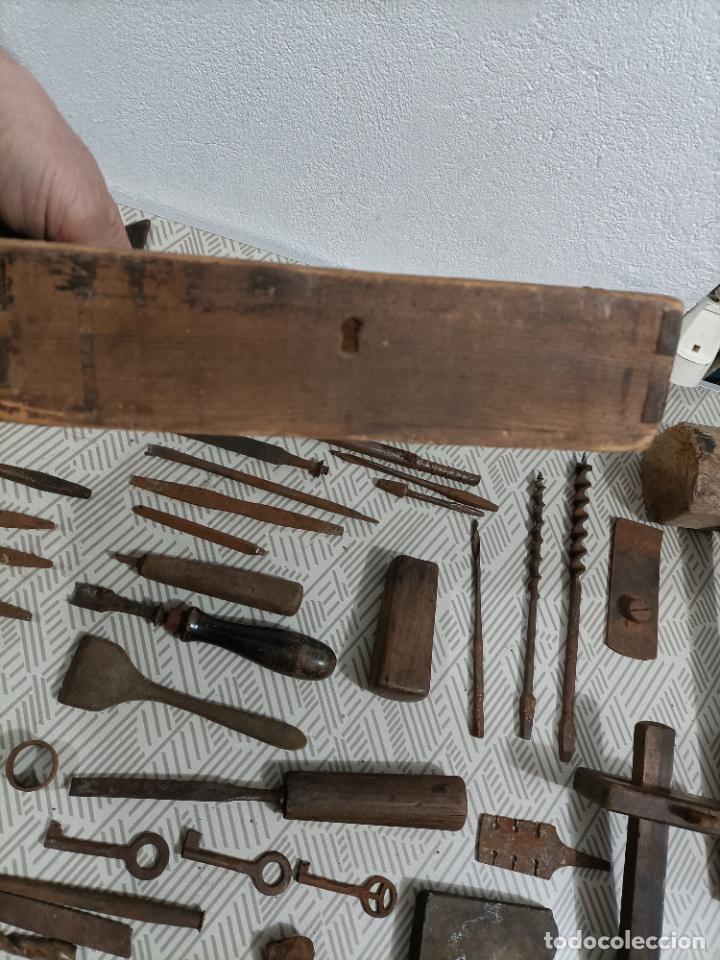 Antig&uuml;edades: Lote de herramientas antiguas de carpinteroa - Foto 3