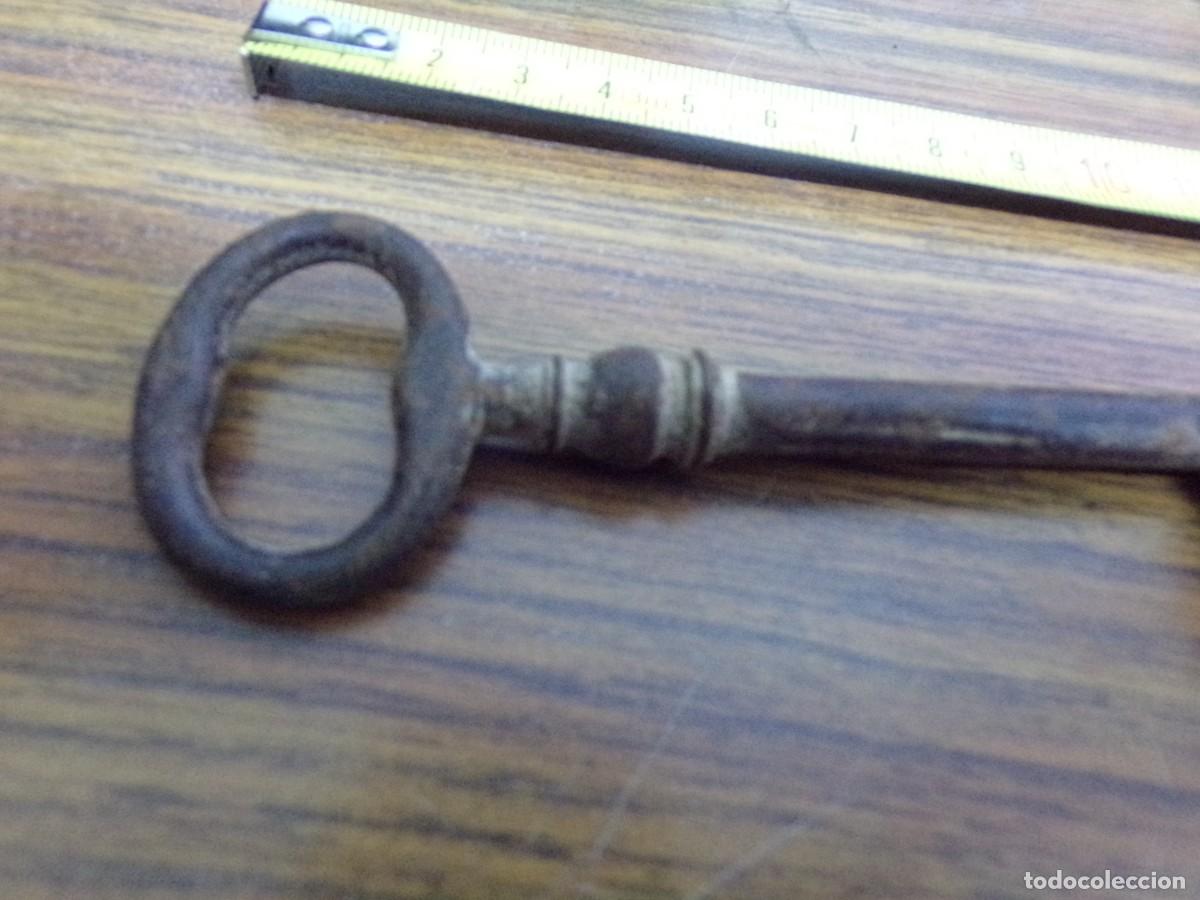 Antig&uuml;edades: ESTAMOS LIQUIDANDO. LLAVE HIERRO FORJADO - Foto 5