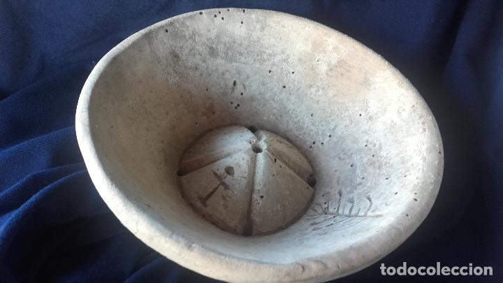Antig&uuml;edades: Molde queso antiguo - Foto 1