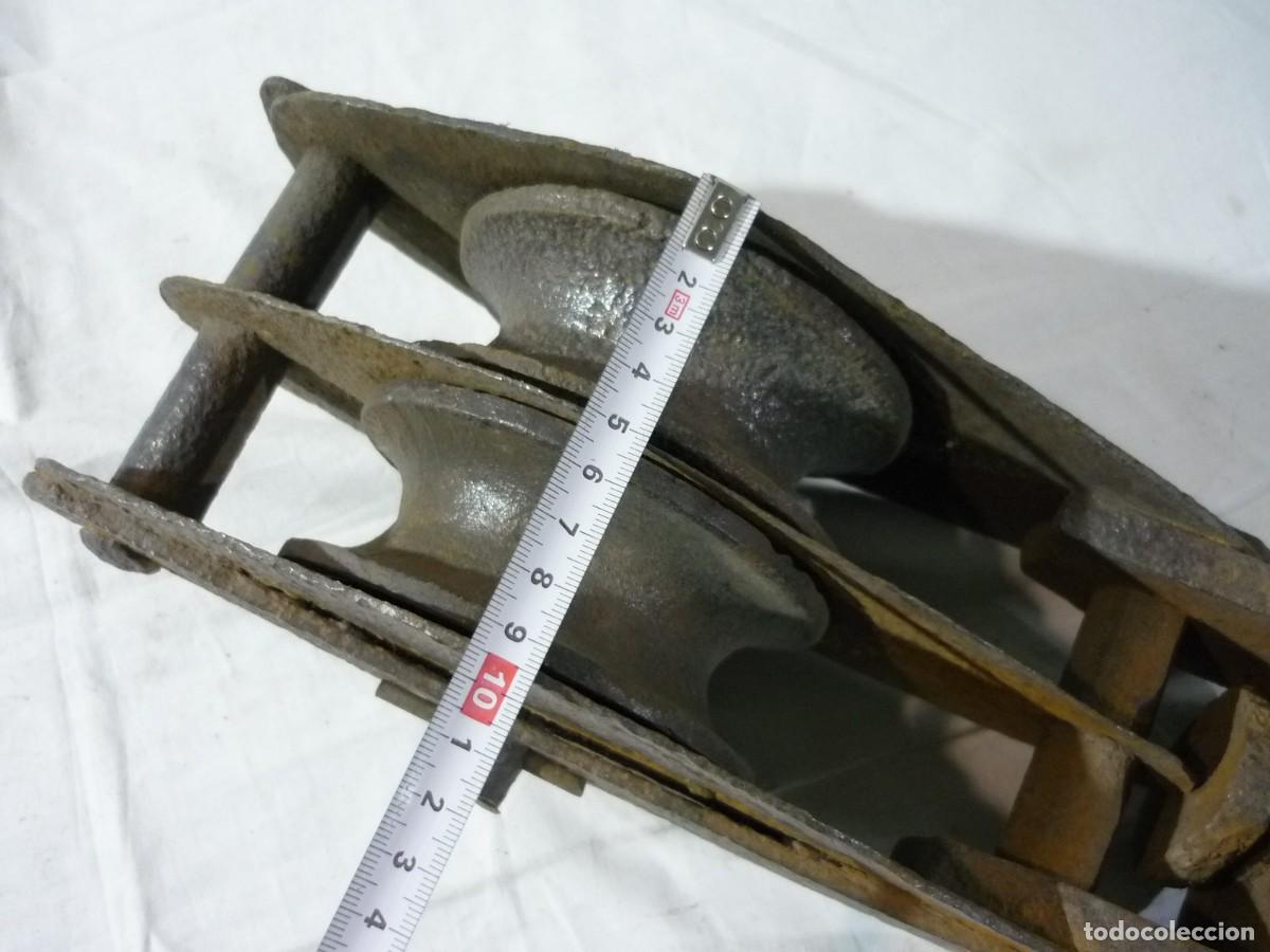 Antig&uuml;edades: Polea industrial doble de hierro - Foto 11