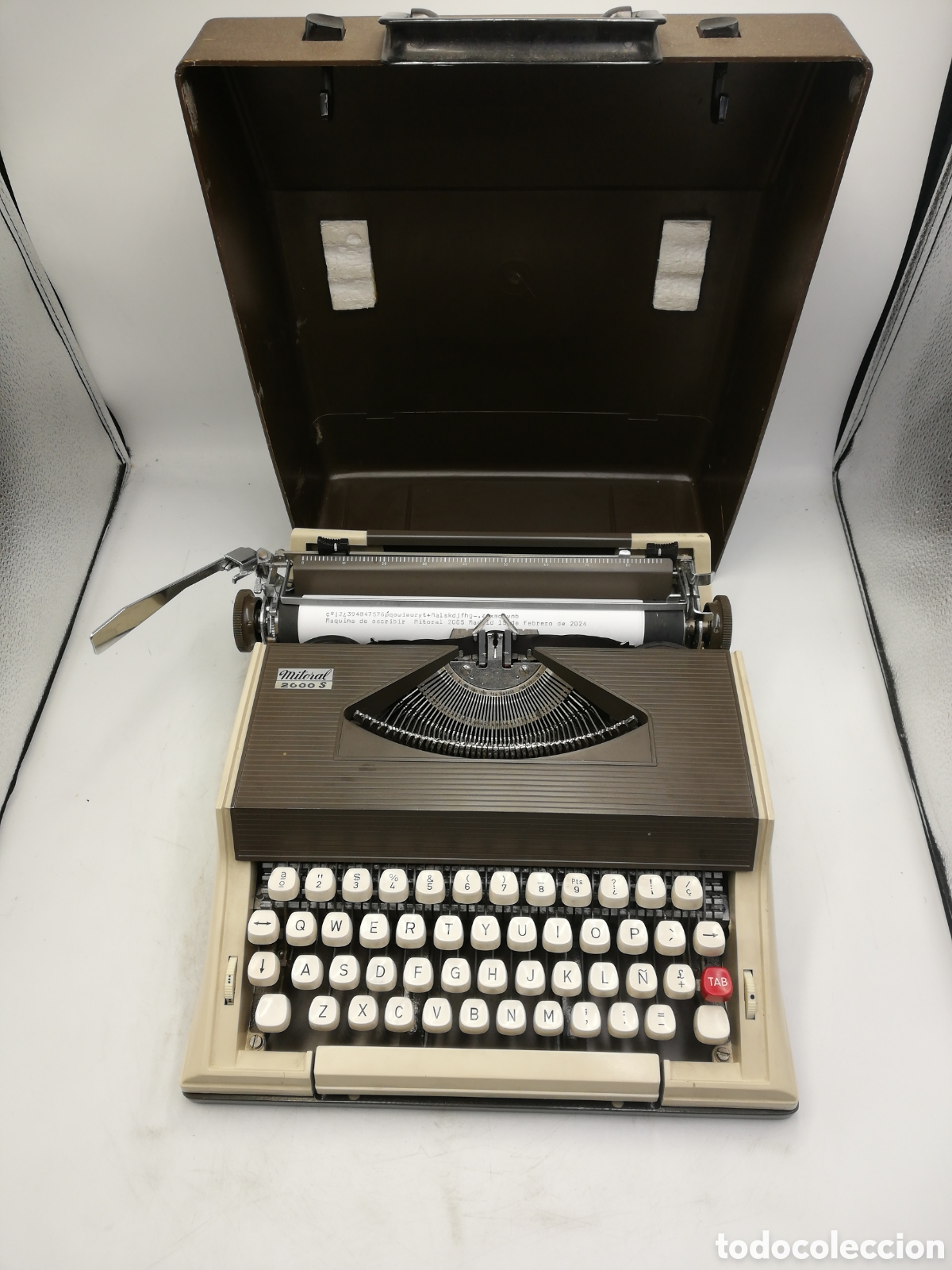 Antig&uuml;edades: M&aacute;quina de escribir Mitoral - Foto 1