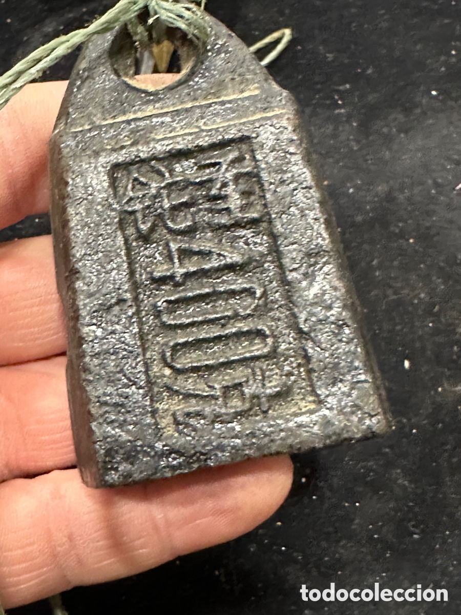 Antig&uuml;edades: Pesa de hierro china - Foto 1