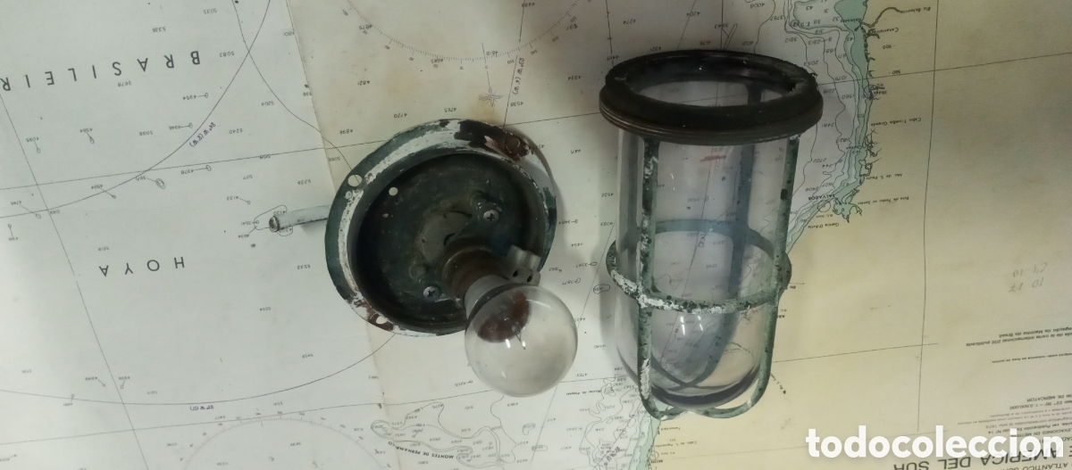 Antig&uuml;edades: Farol de barco original - Foto 3