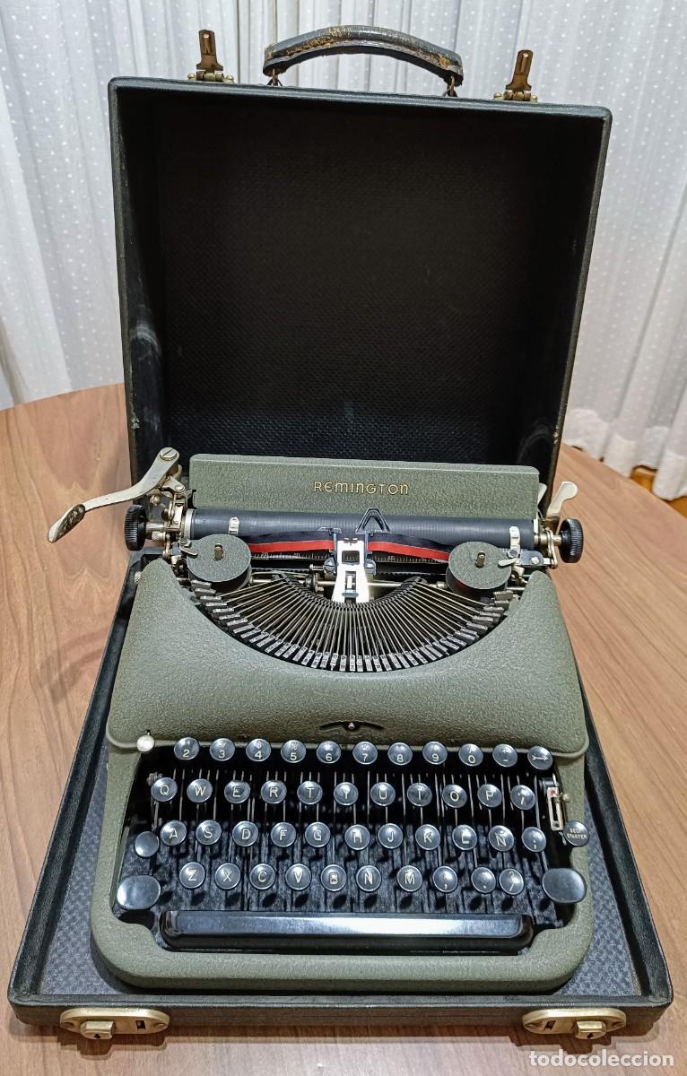 Antig&uuml;edades: Maquina de escribir antigua - Foto 1