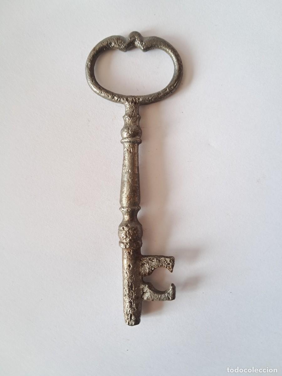 Antig&uuml;edades: ANTIGUA Y RARA LLAVE - Foto 4