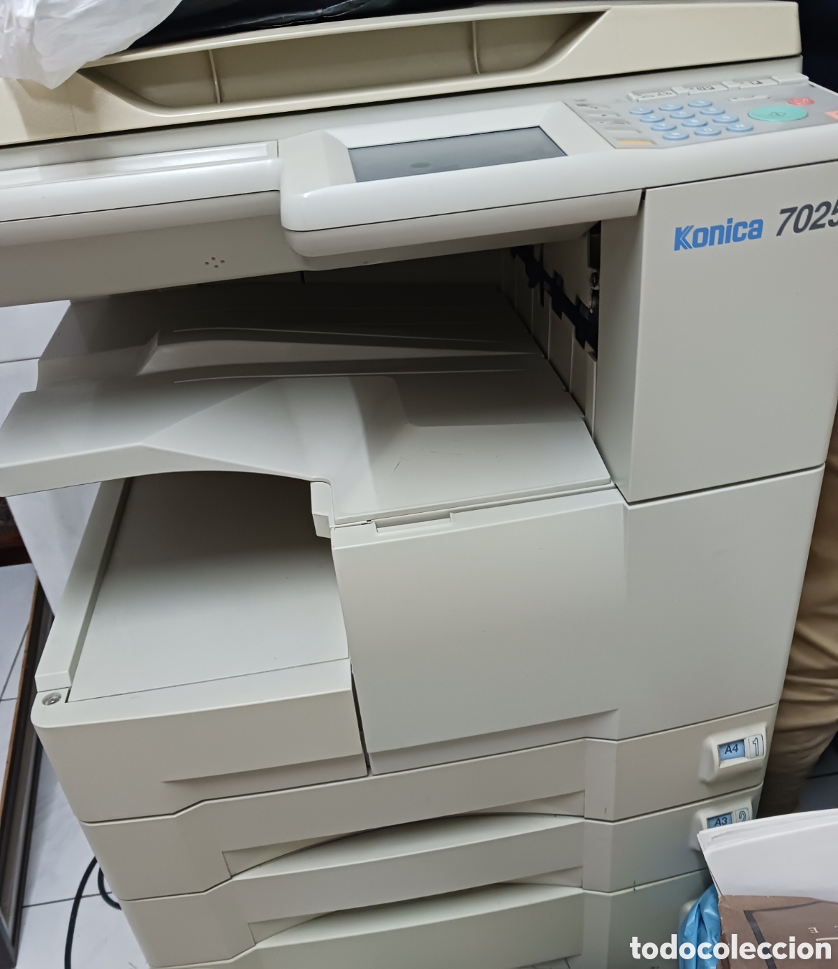 Antig&uuml;edades: Impresora Konica 7025 - Foto 1