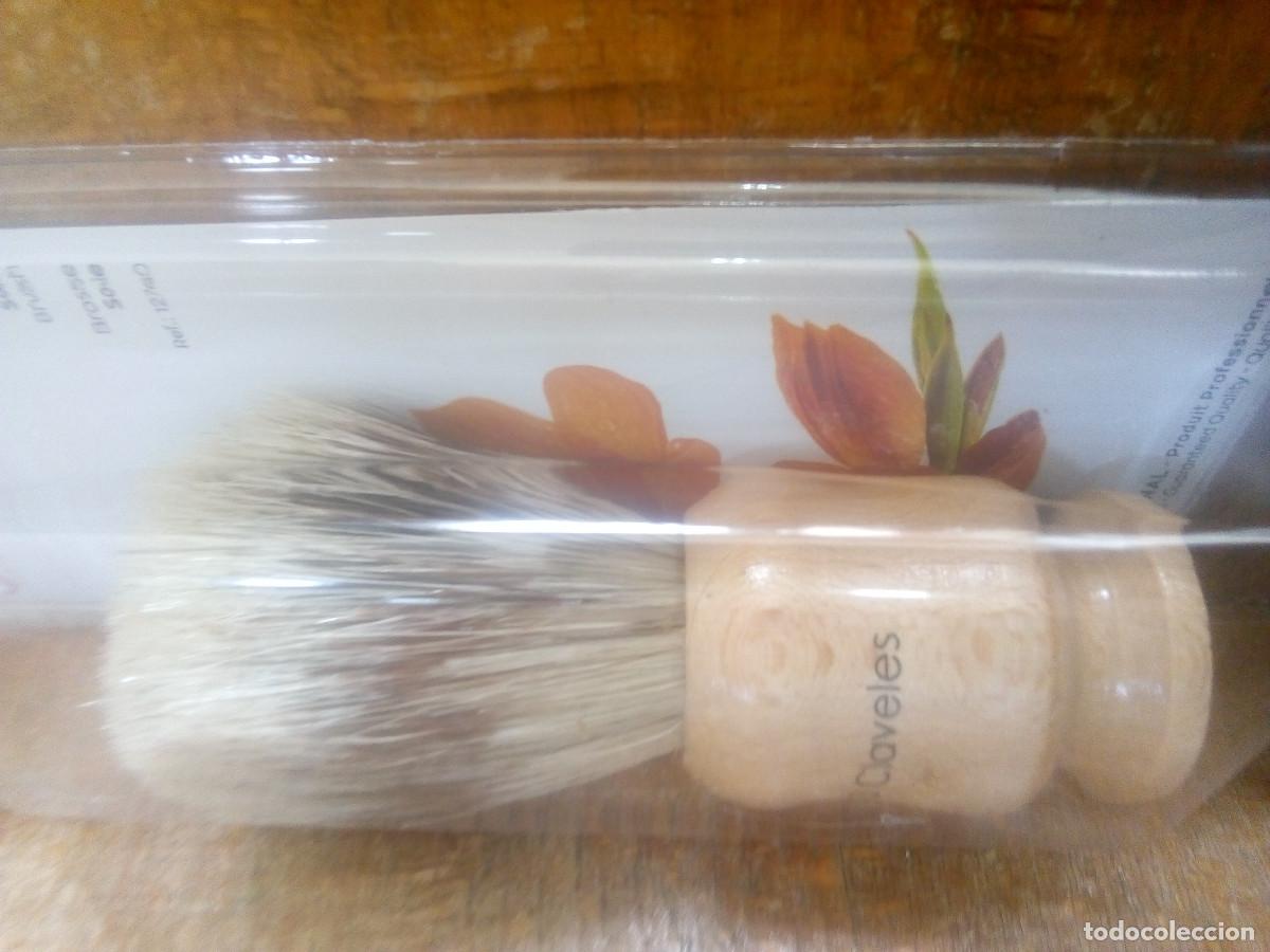 Antig&uuml;edades: BROCHA AFEITAR PRECINTADA - Foto 3