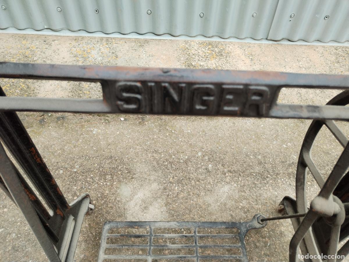 Antig&uuml;edades: pie singer - Foto 2