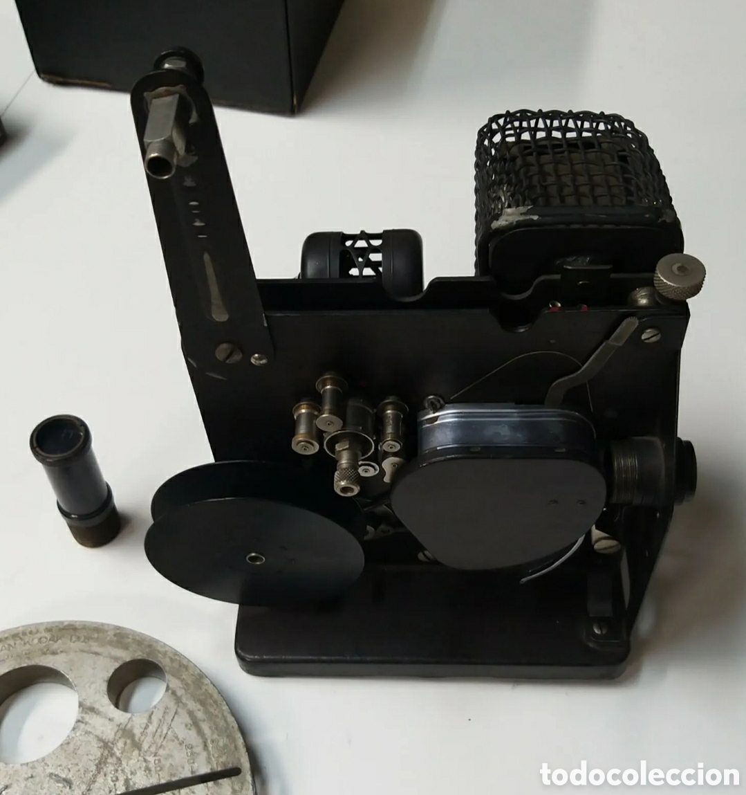 Antig&uuml;edades: Kodascope Model C&nbsp; Proyector 16 mm. 1924&nbsp; - Foto 3