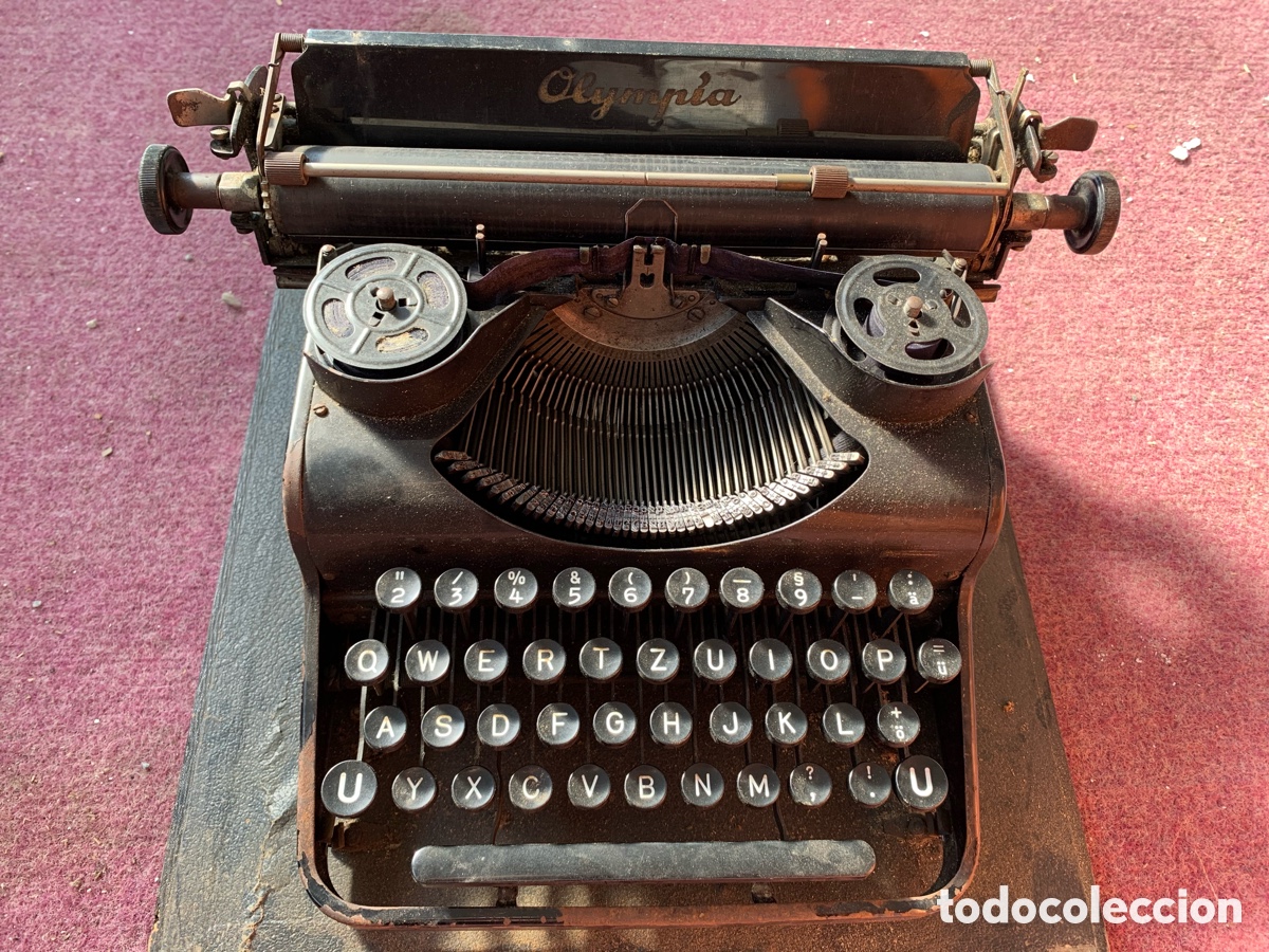 Antig&uuml;edades: Maquina de escribir antigua - Foto 1