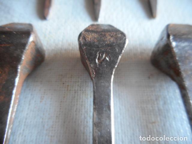 Antig&uuml;edades: lote de clavos para herraduras - Foto 2