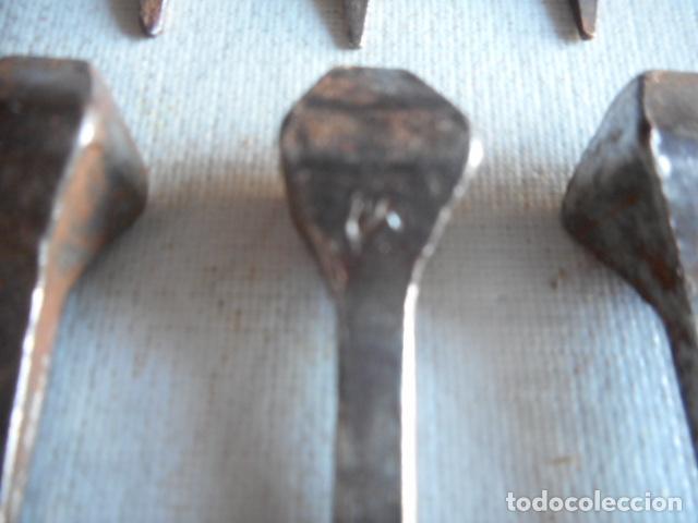 Antig&uuml;edades: lote de clavos para herraduras - Foto 3