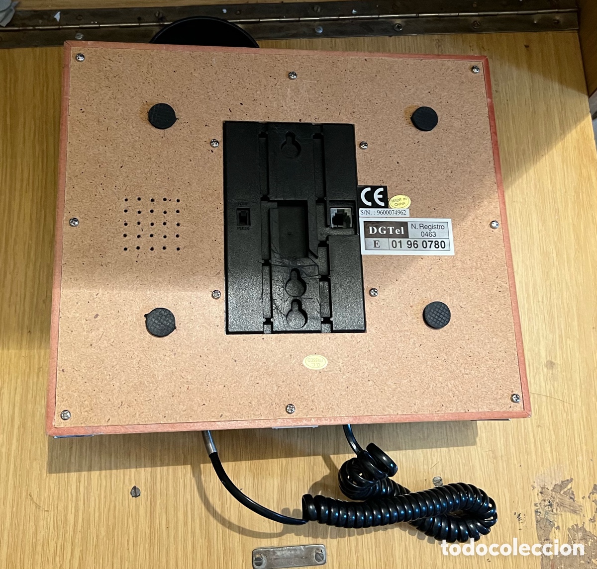 Tel&eacute;fonos: Tel&eacute;fono antiguo de dise&ntilde;o - Foto 5