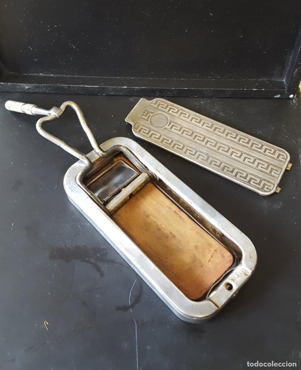 Antig&uuml;edades: Afilador Rolls Razor - Foto 2