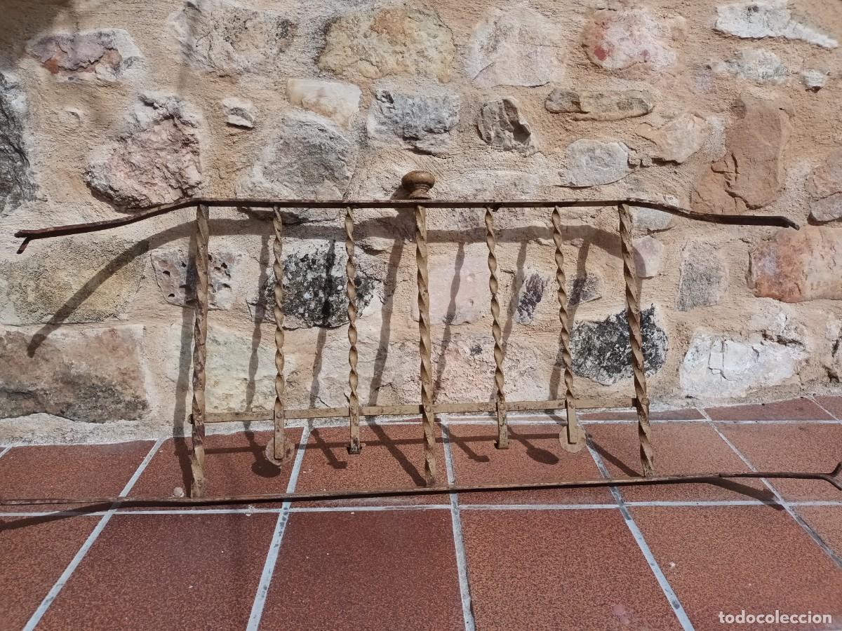 Antig&uuml;edades: ANTIGUA REJA DE FORJA PARA VENTANA - Foto 6
