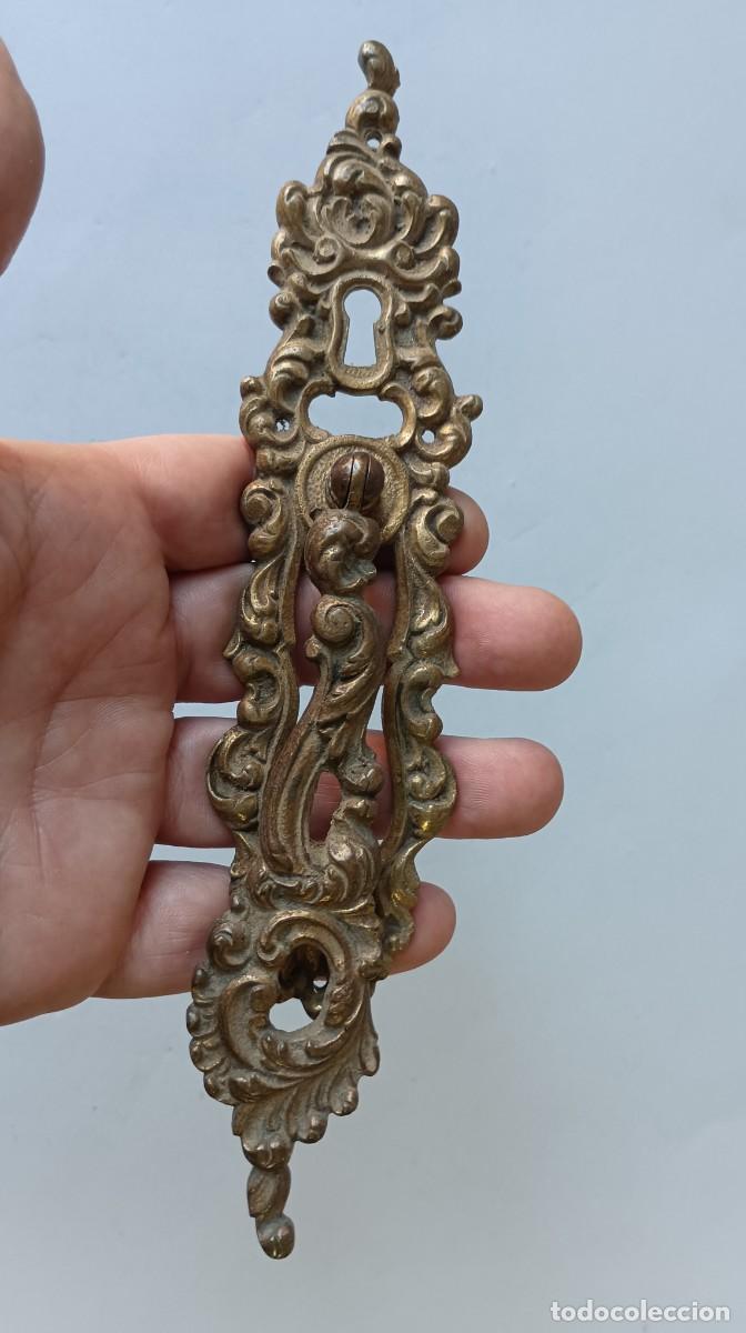 Antig&uuml;edades: ANTIGUO TIRADOR BRONCE, R113 - Foto 1