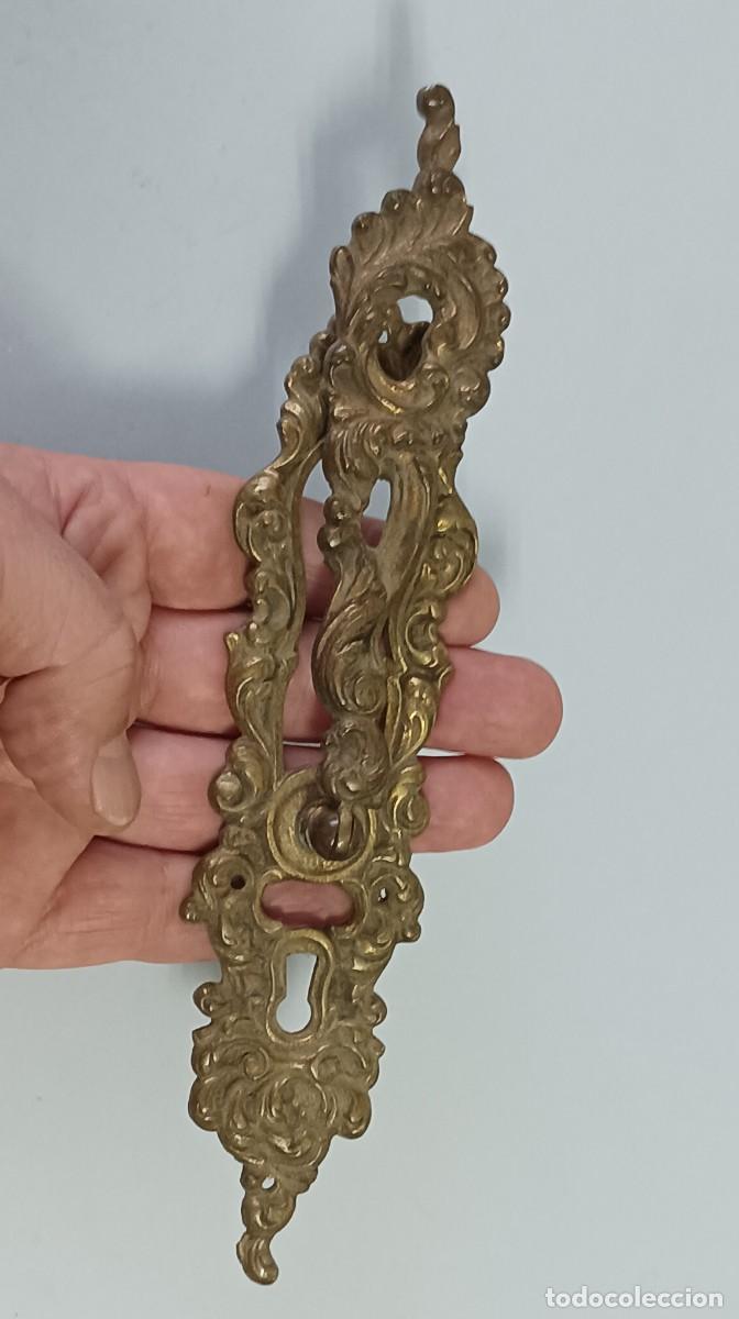 Antig&uuml;edades: ANTIGUO TIRADOR BRONCE, R113 - Foto 14