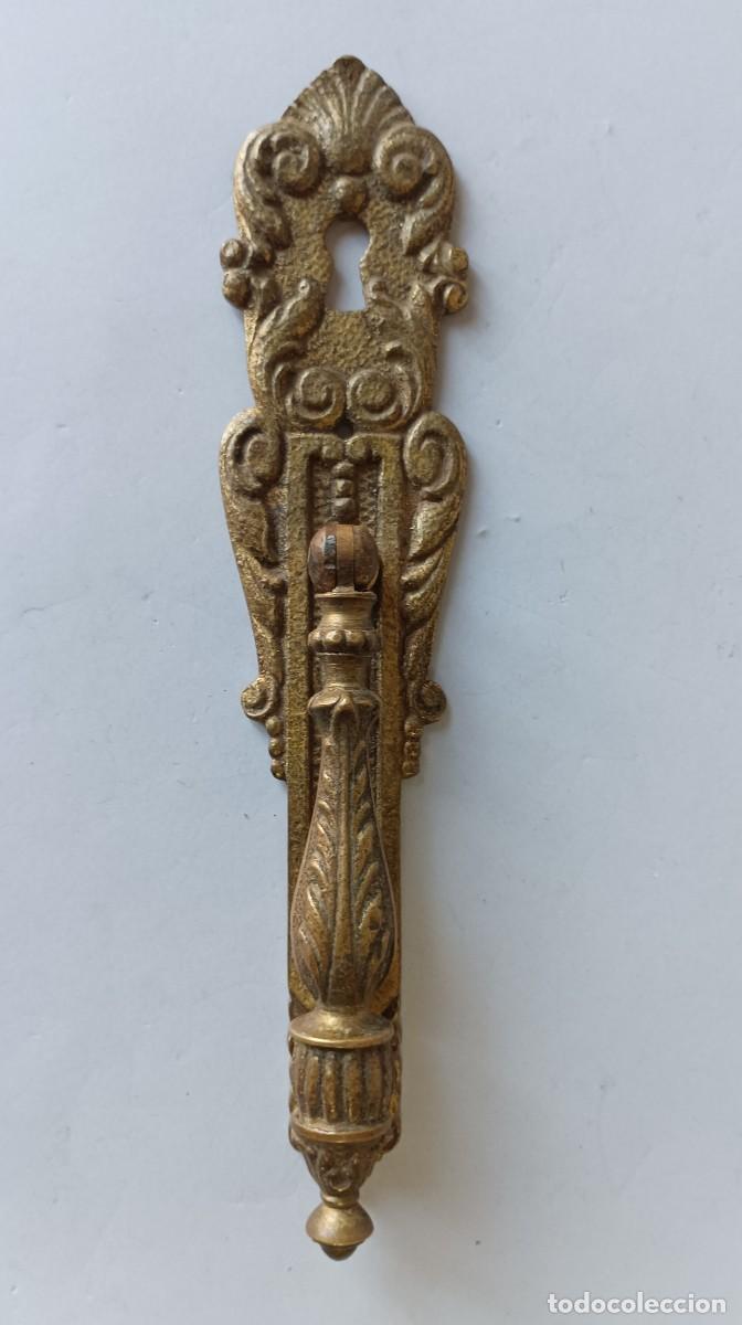 Antig&uuml;edades: ANTIGUO TIRADOR BRONCE, R114 - Foto 2