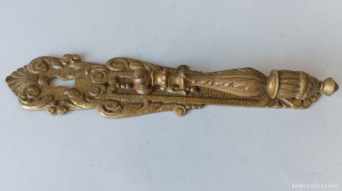 Antig&uuml;edades: ANTIGUO TIRADOR BRONCE, R114 - Foto 3