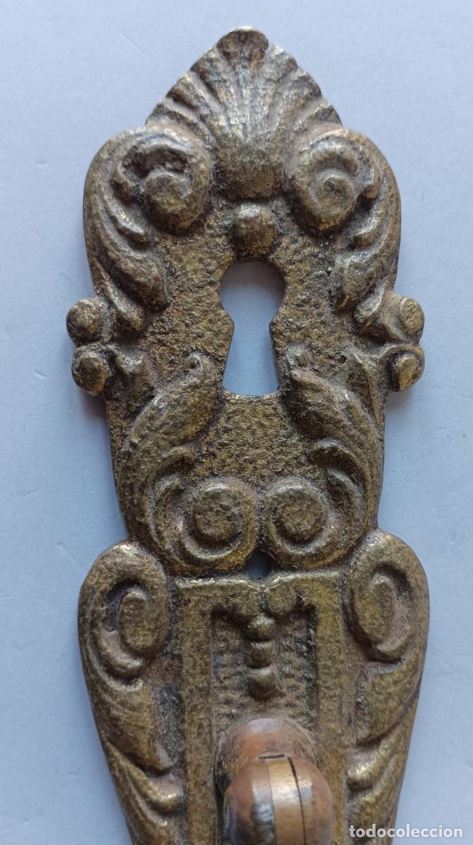 Antig&uuml;edades: ANTIGUO TIRADOR BRONCE, R114 - Foto 5