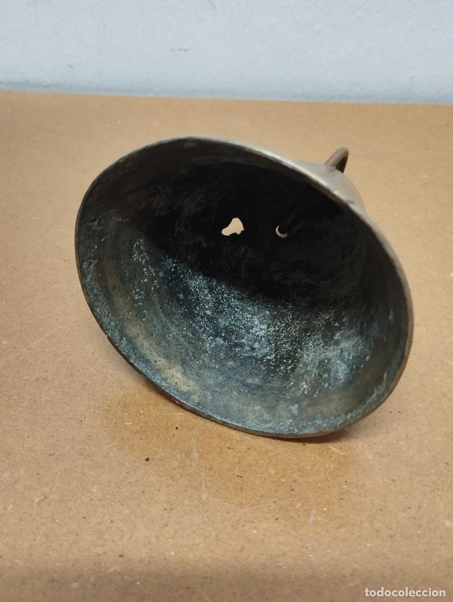 Antig&uuml;edades: ANTIGUO CENCERRO O CAMPANILLA DE BRONCE - Foto 7