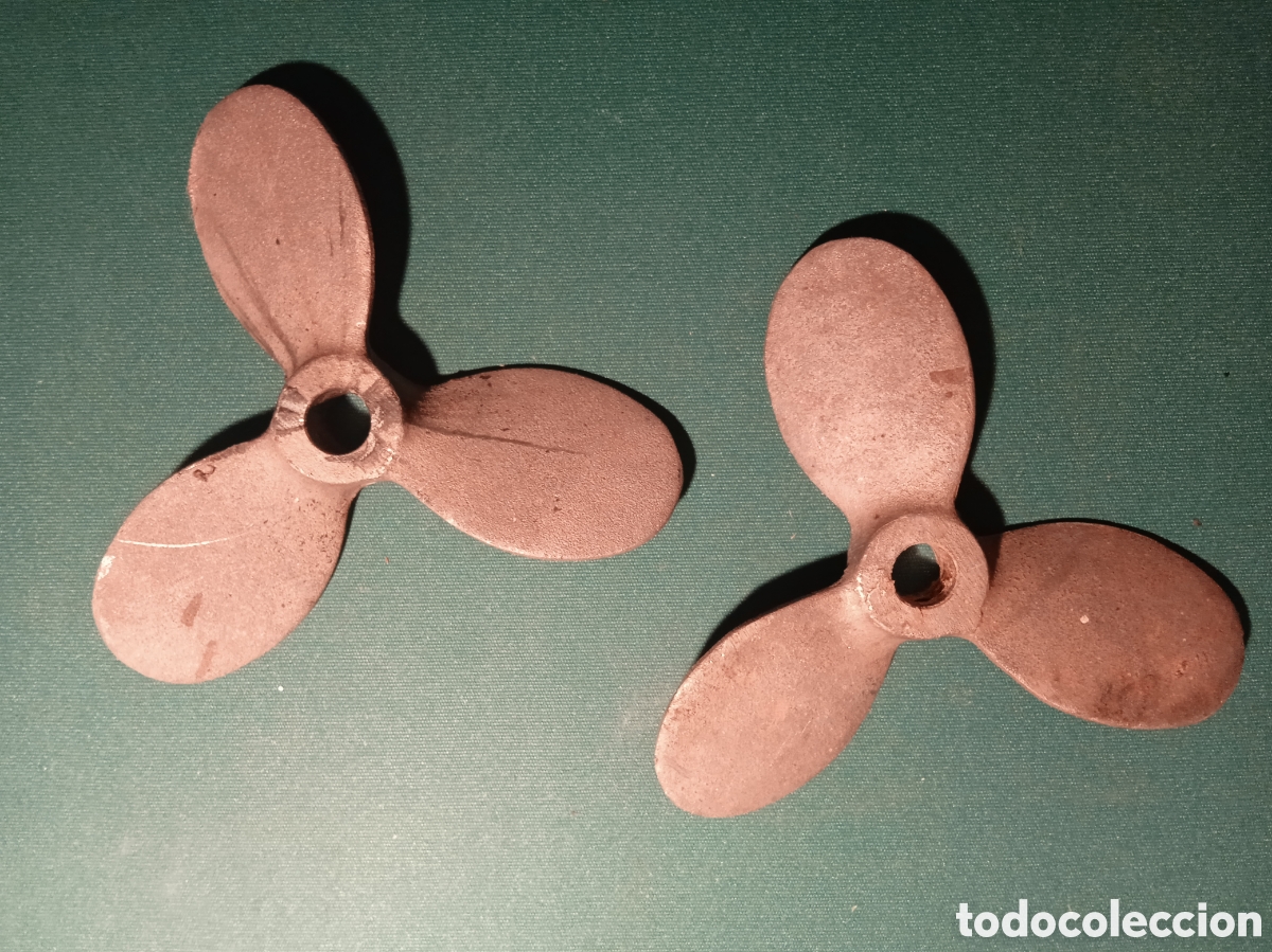 Antig&uuml;edades: PAR DE H&Eacute;LICES DE ALUMINIO - Foto 1