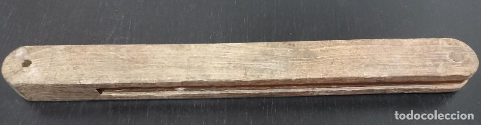 Antig&uuml;edades: ESCUADRA AJUSTALE PLEGABLE DE MADERA, HERRAMIENTA DE CARPINTERO - Foto 2