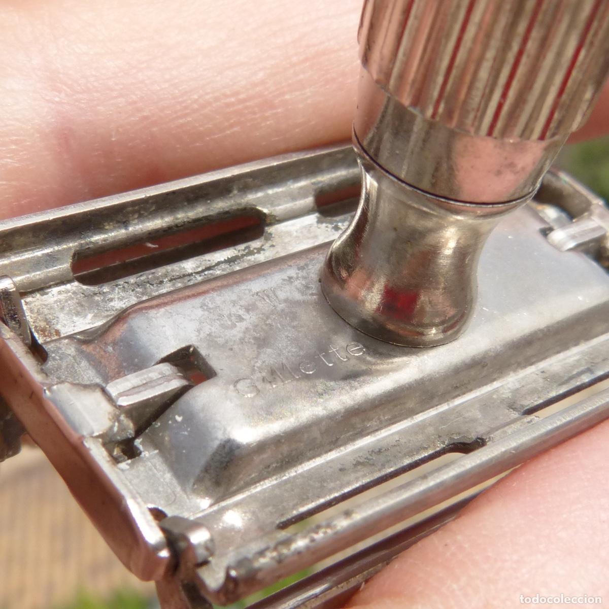 Antig&uuml;edades: Maquinilla de afeitar gillette, metal y mango de pl&aacute;stico. - Foto 10