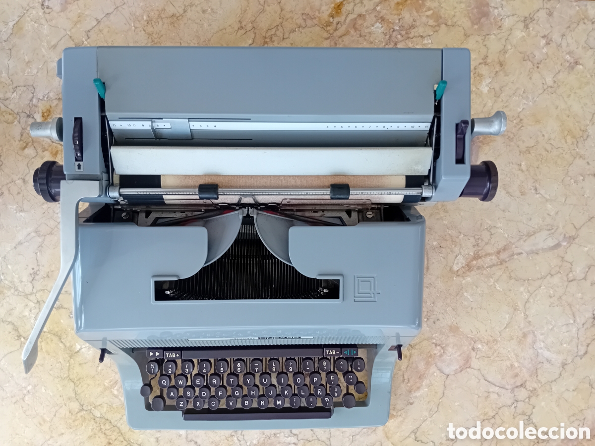Antig&uuml;edades: m&aacute;quina de escribir Olivetti l&iacute;nea 88 - Foto 4