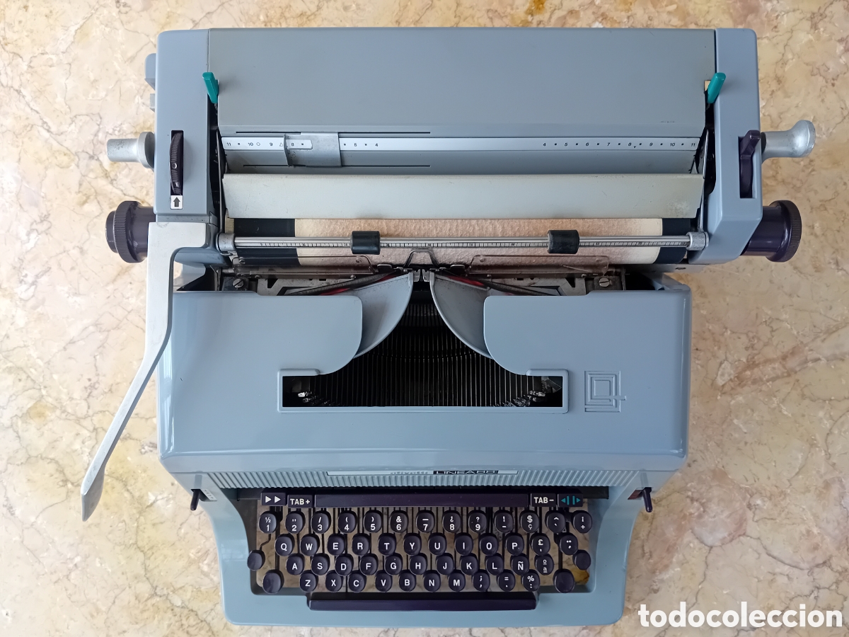 Antig&uuml;edades: m&aacute;quina de escribir Olivetti l&iacute;nea 88 - Foto 1