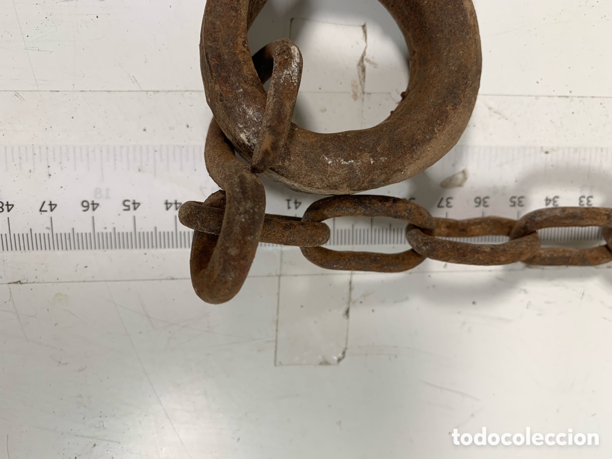Antig&uuml;edades: 01_ gran Llave con cadena y pestillo - Foto 4