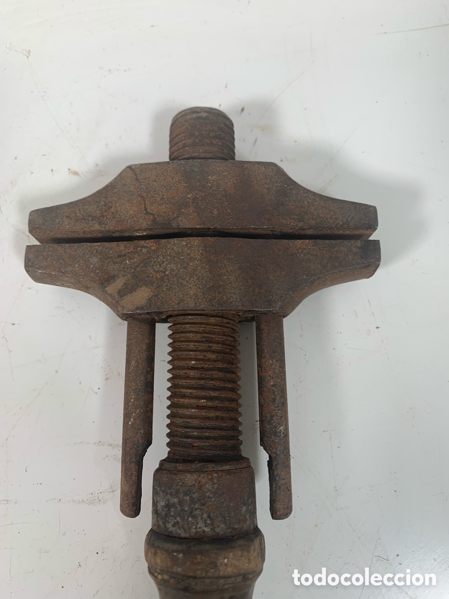Antig&uuml;edades: 01_ Antiguo llave inglesa - Foto 2