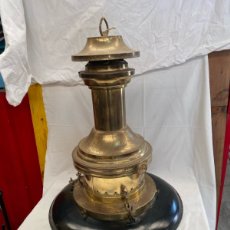 Antigüedades: PRECIOSA Y GRAN LAMPARA DE BARCO!LATON Y TULIPA CHAPA ESMALTADA!