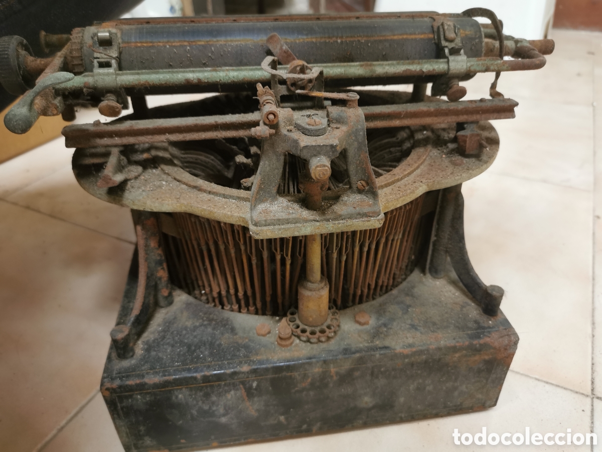 Antig&uuml;edades: M&aacute;quina escribir antigua - Foto 4