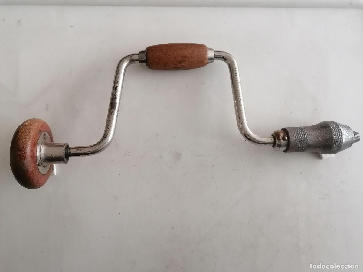 Antig&uuml;edades: TALADRO MANUAL - Foto 1