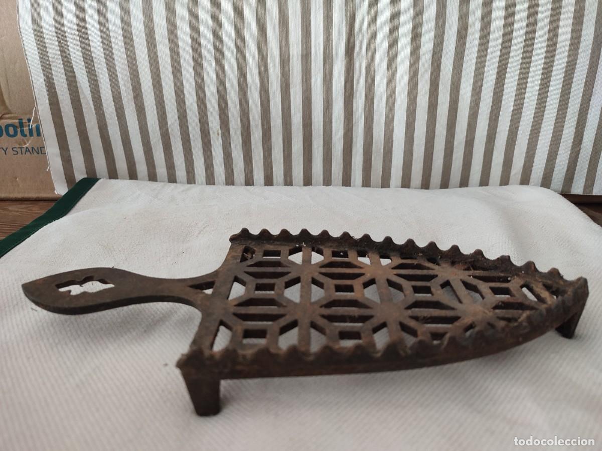 Antig&uuml;edades: Antigua parrilla plancha - Foto 3