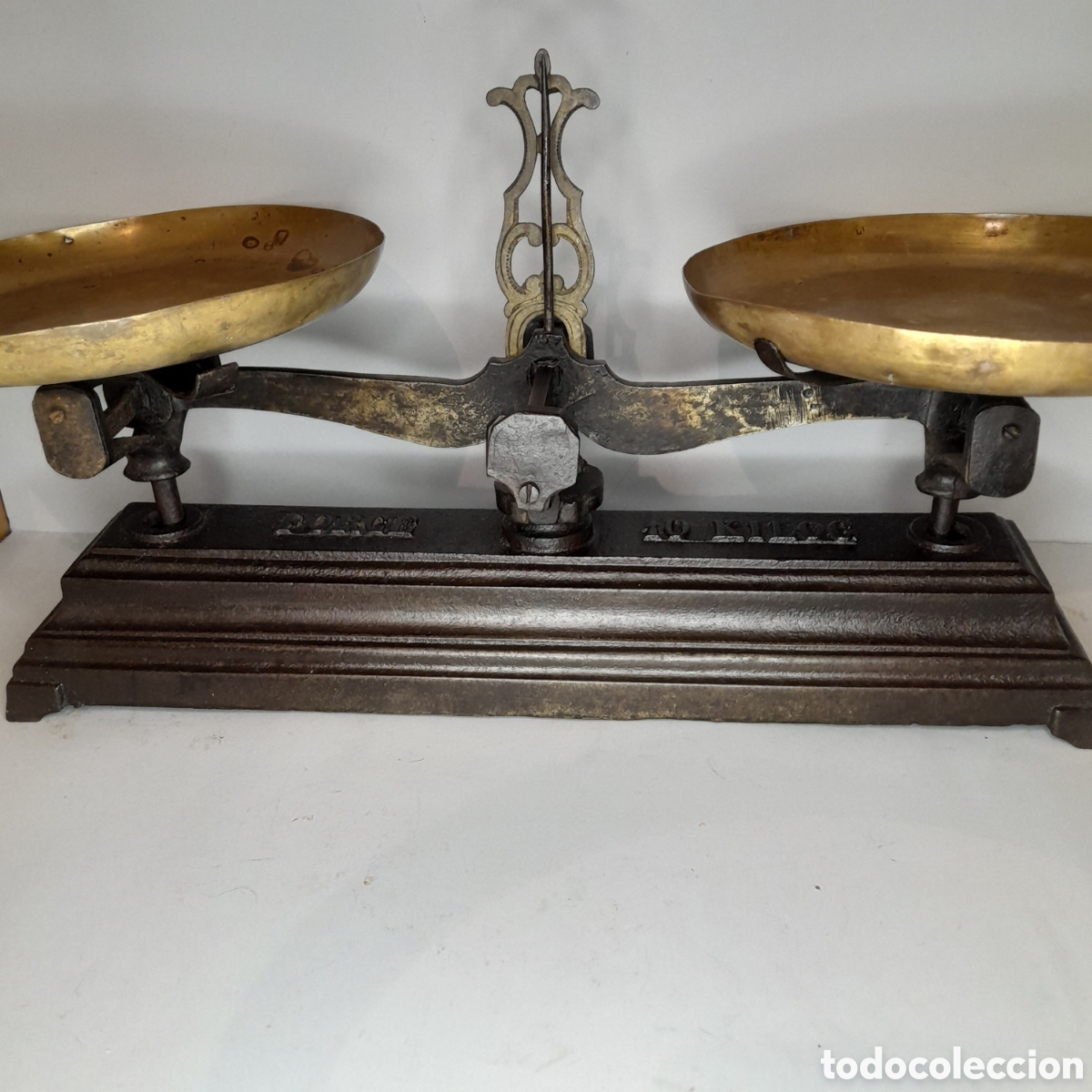 Antig&uuml;edades: Balanza de hierro fundido. - Foto 3