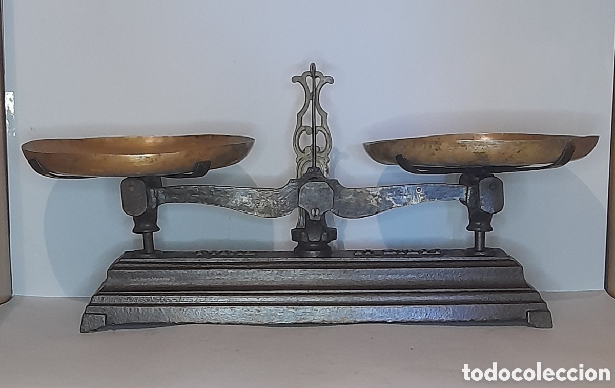 Antig&uuml;edades: Balanza de hierro fundido. - Foto 1