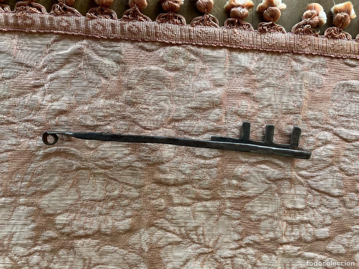 Antig&uuml;edades: Llave de forja africana - Foto 4