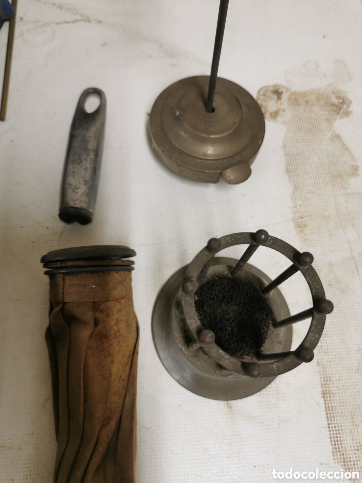 Antig&uuml;edades: Utensilios laboratorio? de munici&oacute;n? - Foto 2