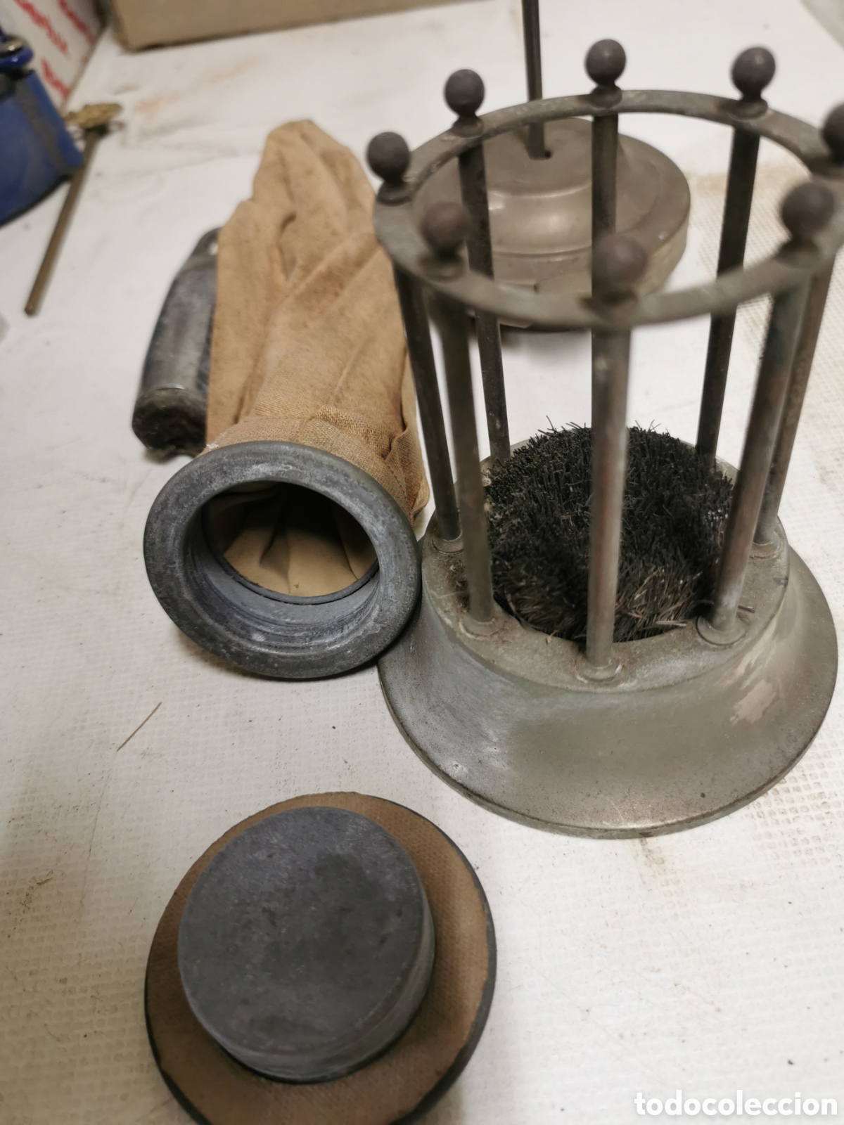 Antig&uuml;edades: Utensilios laboratorio? de munici&oacute;n? - Foto 1