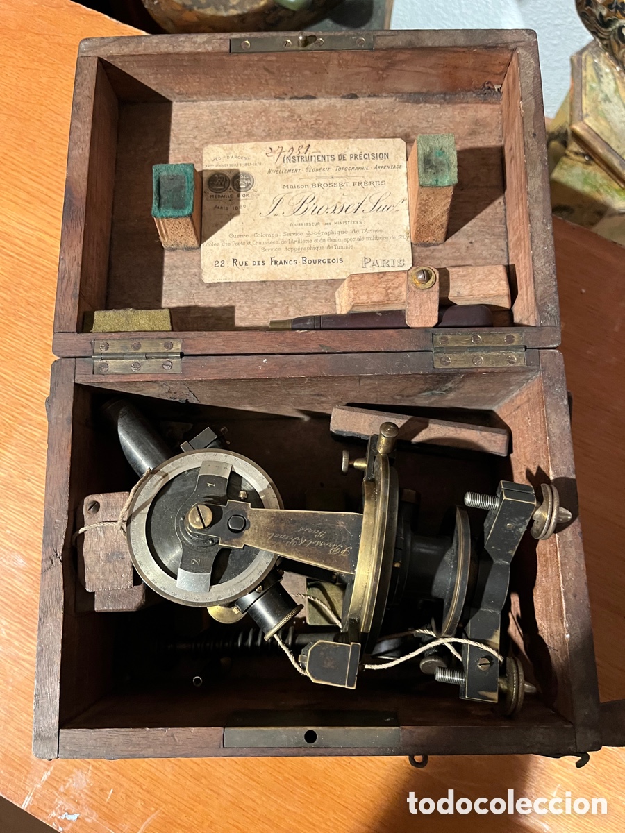 Antig&uuml;edades: Antiguo Teodolito - Foto 1