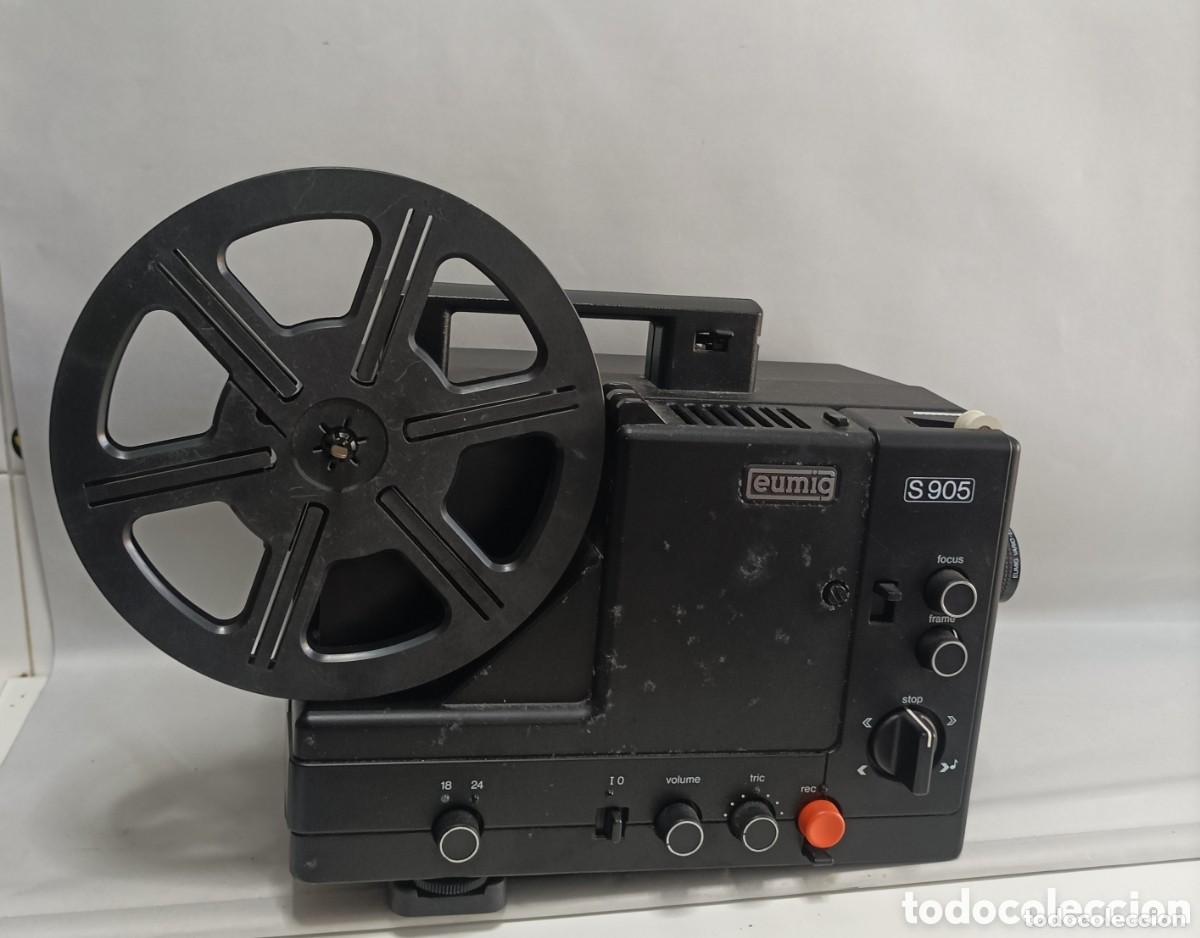 Antig&uuml;edades: Antiguo proyector de cine Super 8 EUMIG S 905 - Foto 1
